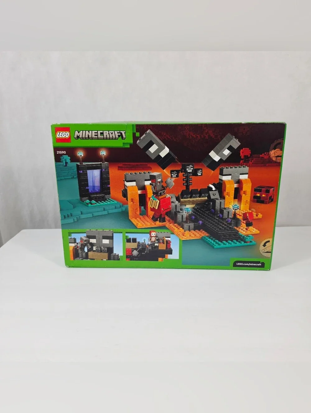 Sealed LEGO Minecraft Wither Battle 21590 - Picture 2 of 7